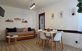 Depto de 2 ambientes zona Guemes (2)